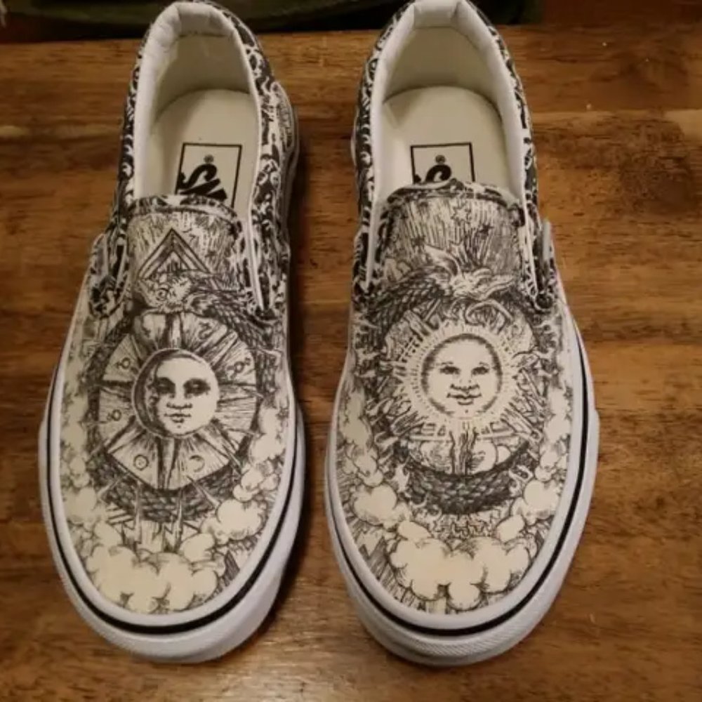 Vans New Unisex Sun & Moon "Ouroboros" Slip-On - Size 4M 5.5W